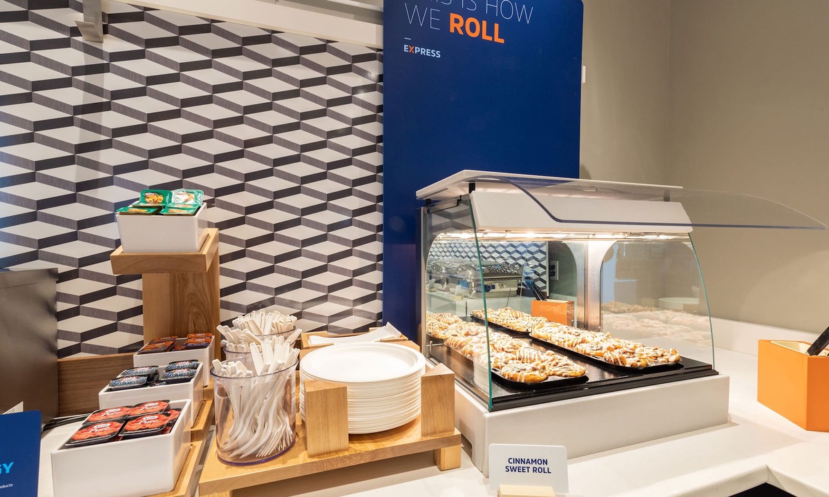 Solana Beach Hotel | Holiday Inn Express Solana Beach-Del Mar by IHG