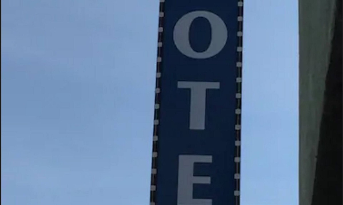 Little Armenia Hotel | Hollywood Roxy Hotel