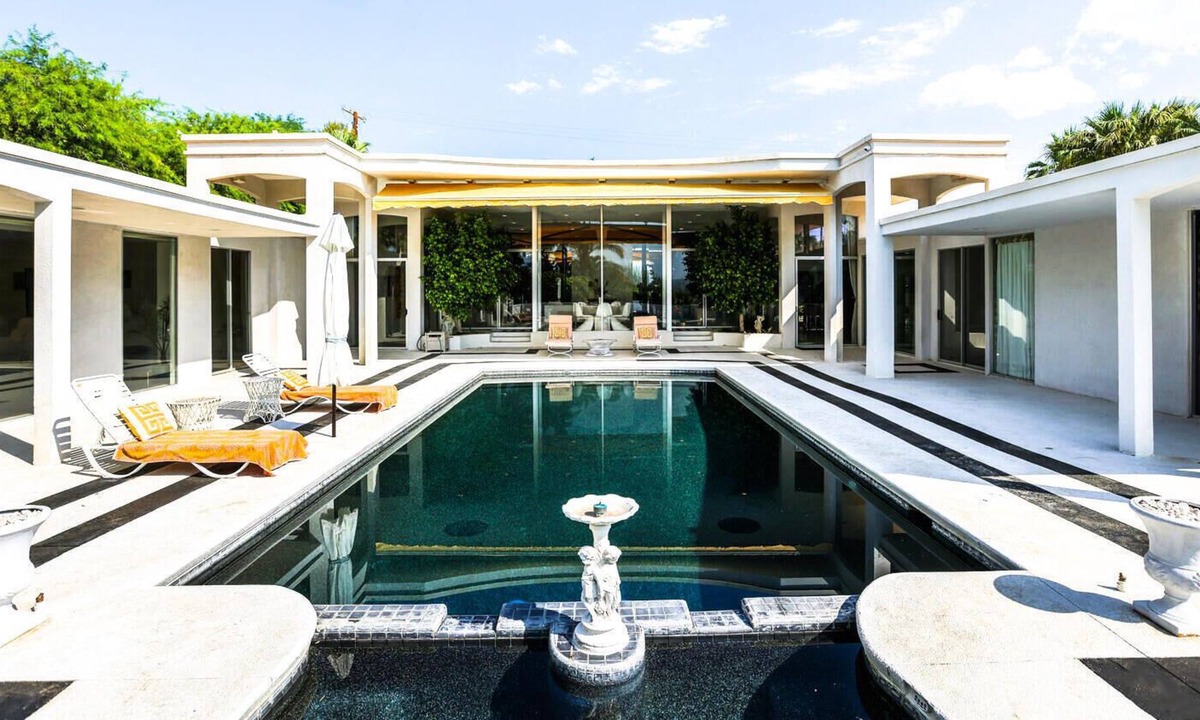 Vista Las Palmas House | Hollywood Vintage Estate-City of Palm Springs ID#: 4798