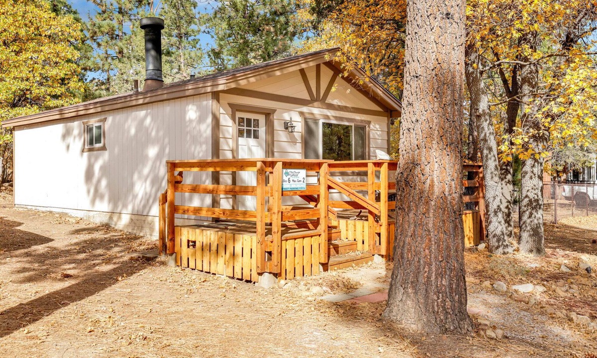 Sugarloaf Cabin | Holmes Away From Home #2485