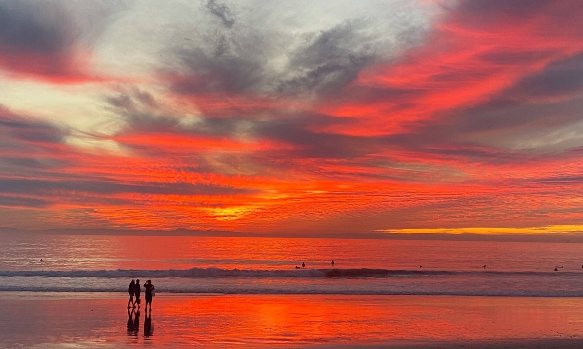 Santa Ana Heights House | Home Away by the Beach! Now booking for Autumn & Winter!