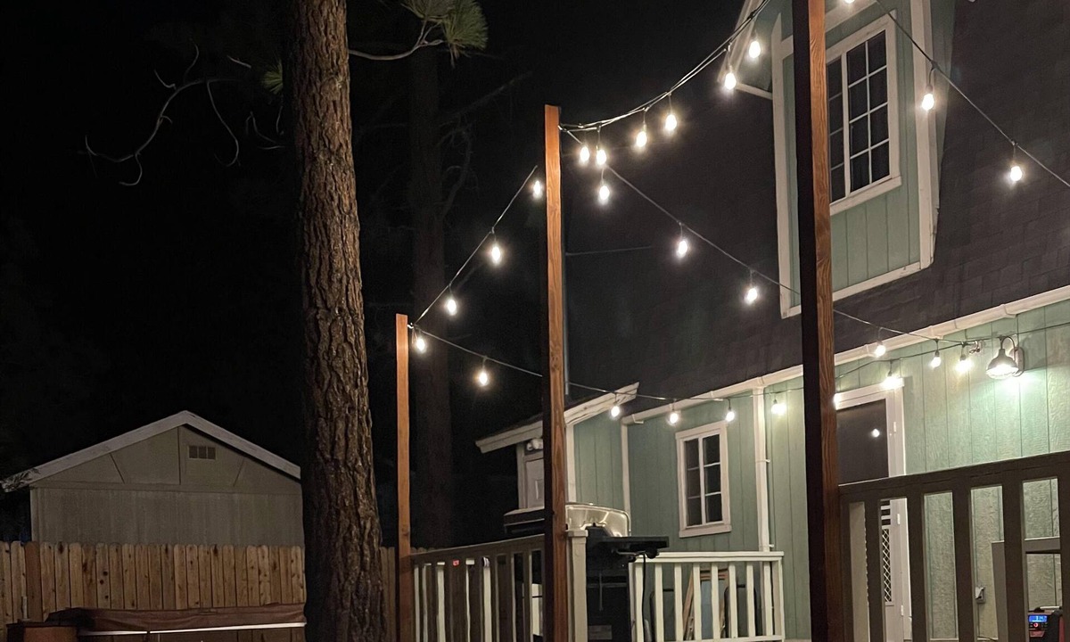 Big Bear City Cottage | Hot Tub! "Cottage Sleeps 6”