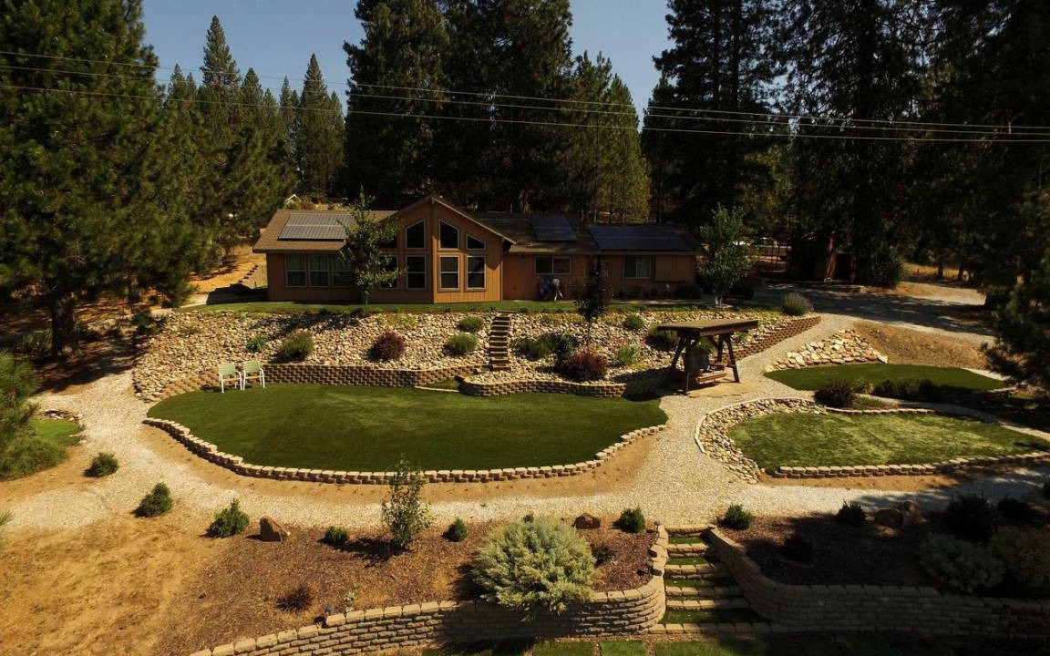 Coulterville House | House ∙ 2 bedrooms ∙ 4 guests
