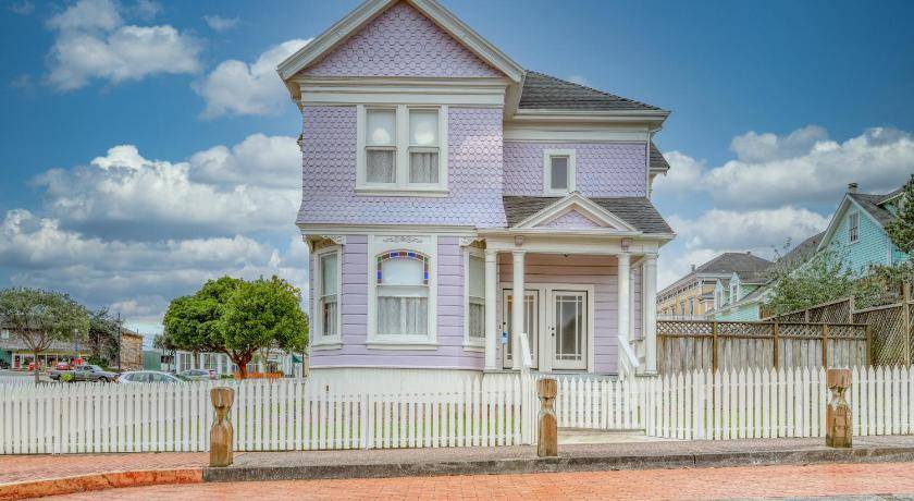 Old Town Eureka House | House ∙ 3 bedrooms ∙ 10 guests