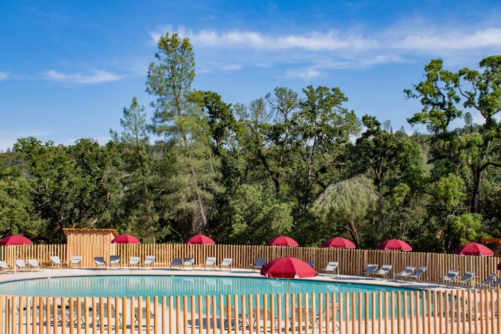 Lower Lake Other | Huttopia Wine Country