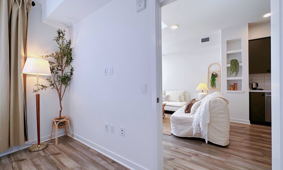 Tustin Apartment | Irvine 1b1b Charming 1-bedroom apartment in wonderful with gym swimming pool