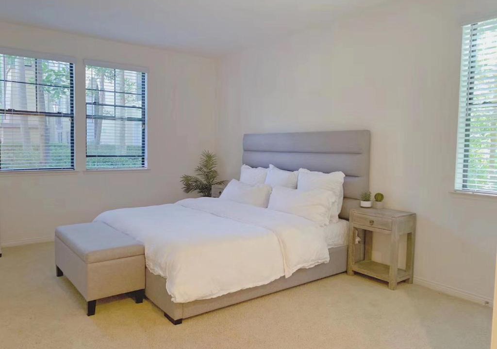 Irvine Apartment | Irvine 2Bedroom 2 Bathroom Apartment with Kitchen Pool gym