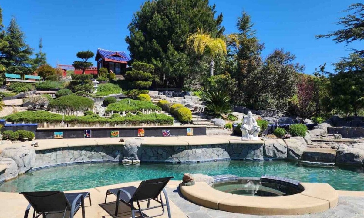 Yorba Linda Villa | Japanese Garden Yorba Linda Hills Luxury Home