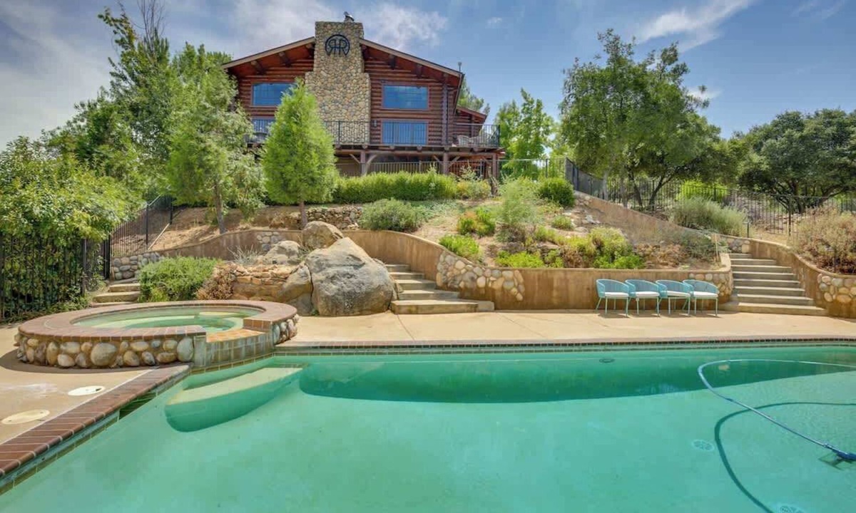 Alpine Cabin | Japatul House w Pool & Spa 5 Star Google Reviews