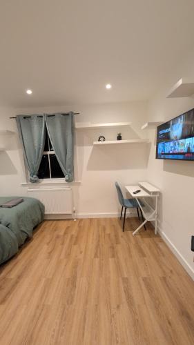 St. Helen's Apartment | Kensington Stay London