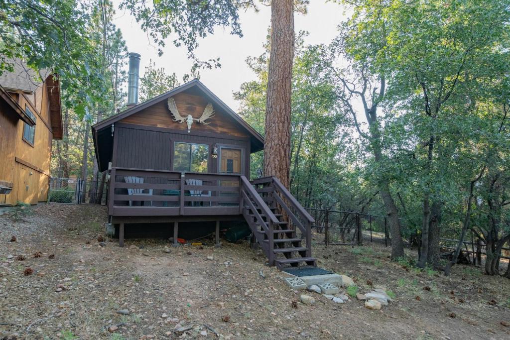 Sugarloaf House | King's Kabin