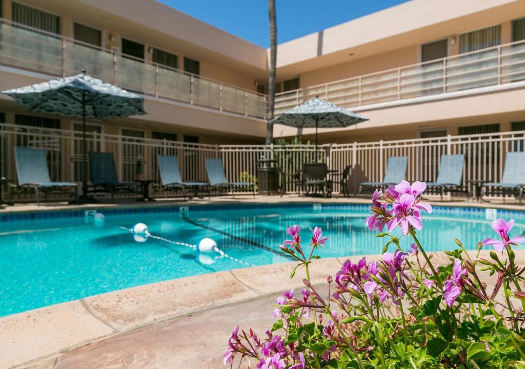 La Jolla Shores Hotel | La Jolla Riviera Inn