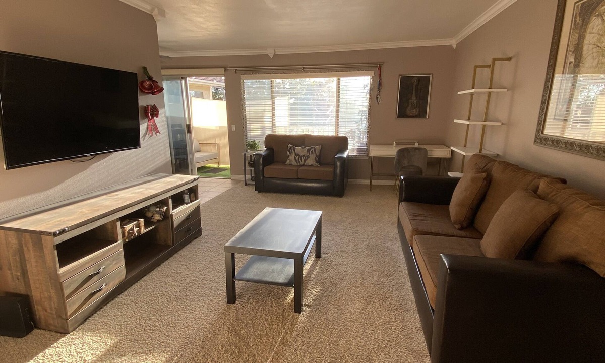 Bonita Condo | La Verne Entire Condo with Balcony view