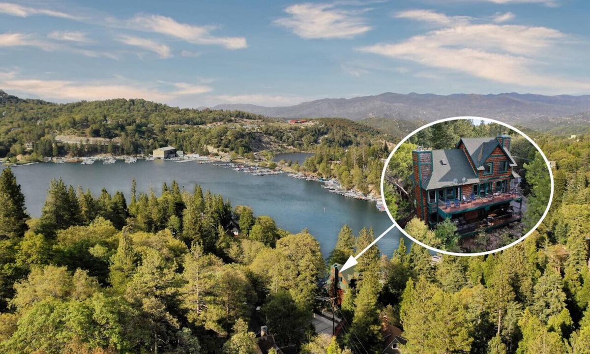 Cedar Glen House | Lake Reflection Point-Upscale Lake View House! 4 Bed/4.5 Bath! Air Conditioning!