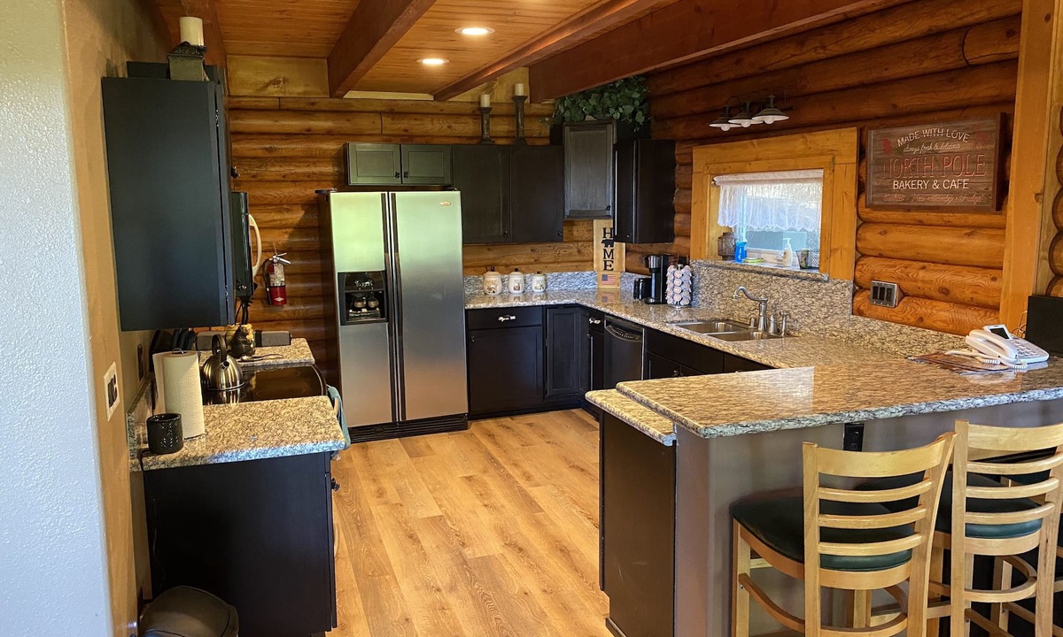 Crestline Cabin | Lake View Log Cabin