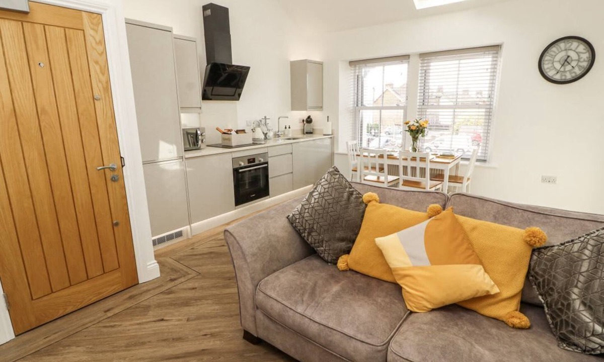 Carnforth Apartment | Lakes View Apartment 2 Retreat
