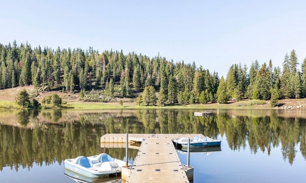 Pinecrest Condo | Leland Lodge~ Winter Snow Park-Summer Private Lake