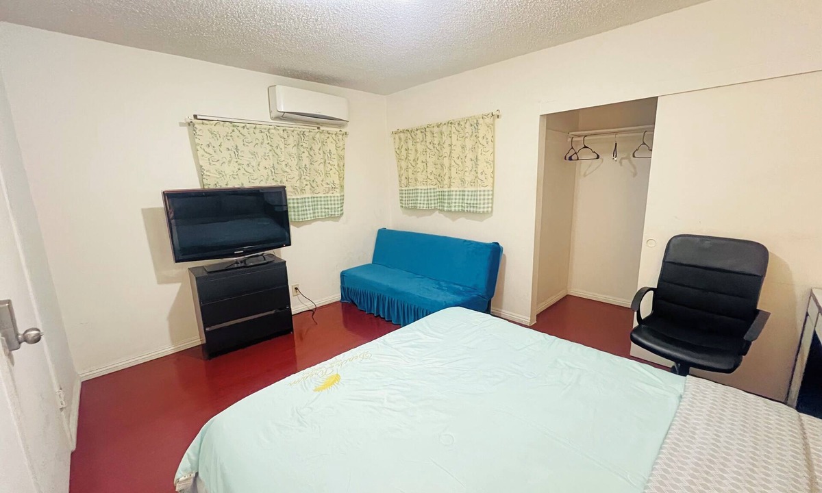 South San Gabriel House | light and spacious 1-bedroom house in Rosemead with WiFi and AC