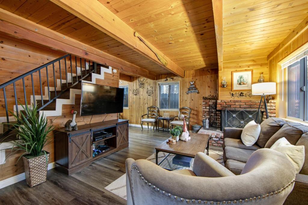 Big Bear City House | Little Foot Cabin