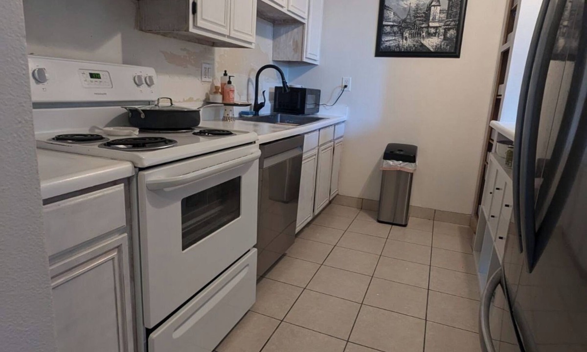 Point Loma Heights Condo | Little Slice of Heaven - Long Term Stays