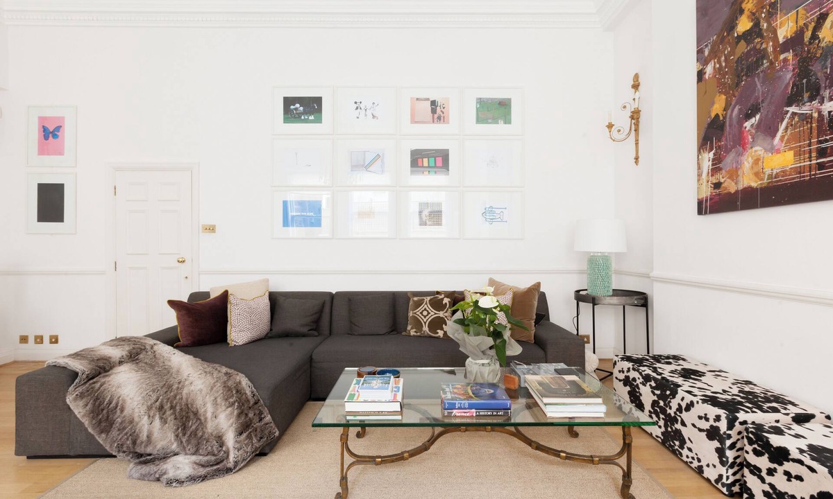 City of Westminster Apartment | London MAYFAIR Central - a stylish apartment accommodating up to 7 people.