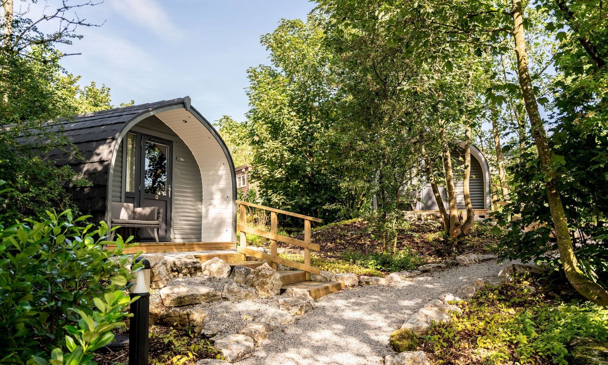 Skipton Cabin | Long Ashes - Pip- sleeps 2