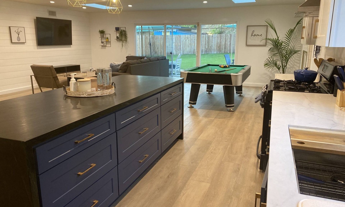 Malibu Canyon House | Luxury 2022 fully remodeled in Calabasas