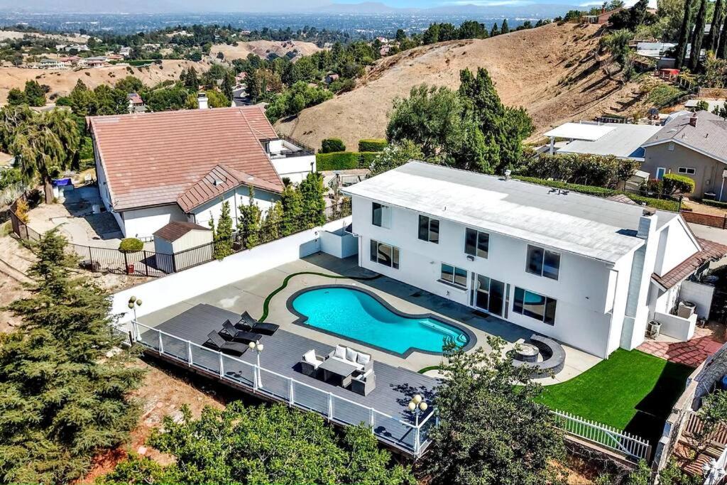 Porter Ranch House | Luxury 4 BR Home with Pool and Mountain View