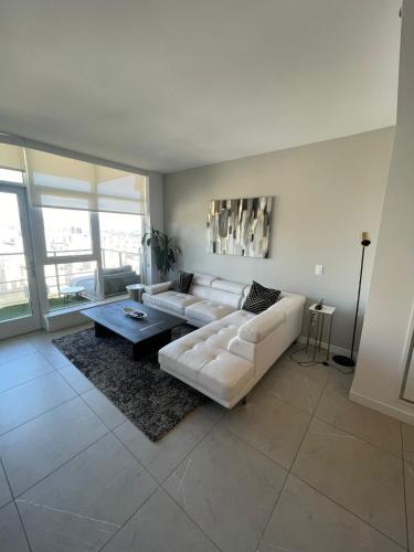 Downtown Los Angeles Apartment | Luxury apartment- Downtown LA