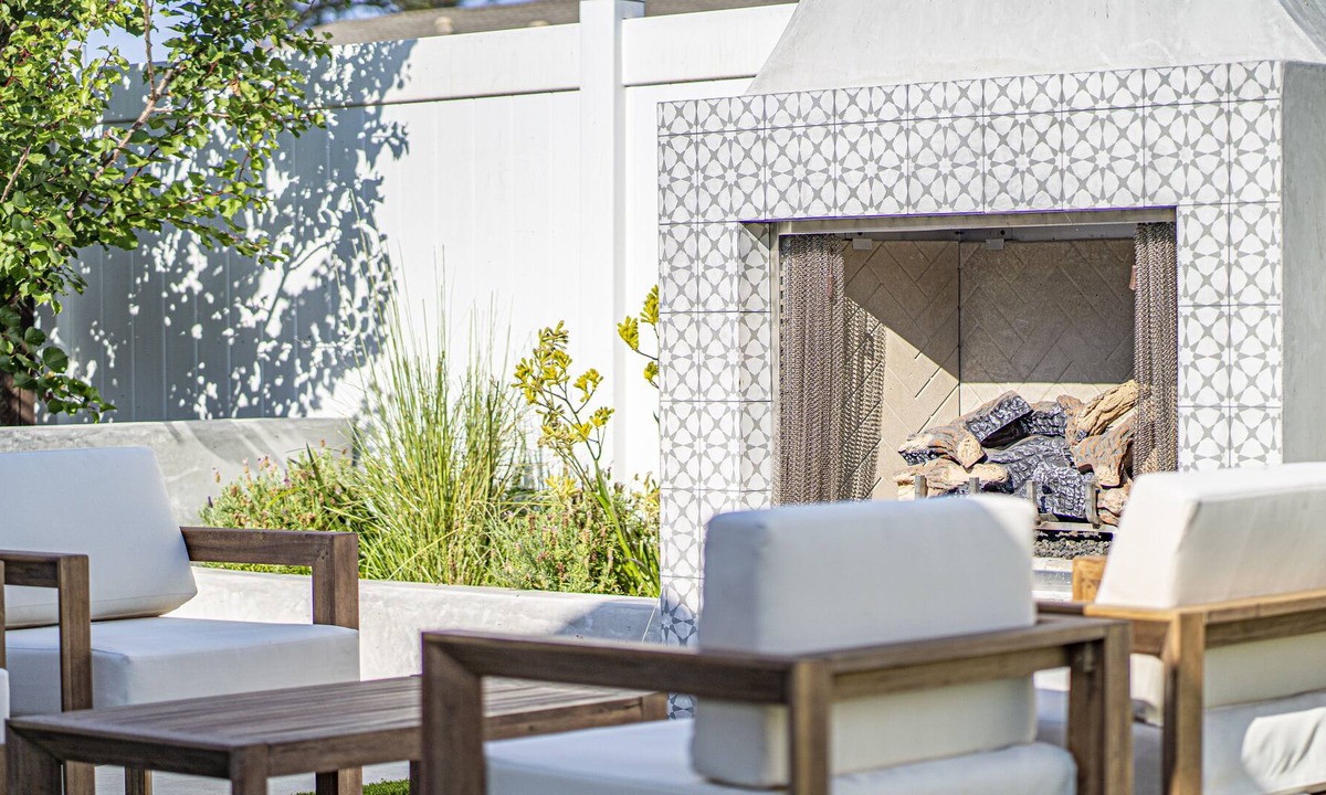 Costa Mesa House | Luxury Family-Friendly Home in Costa Mesa