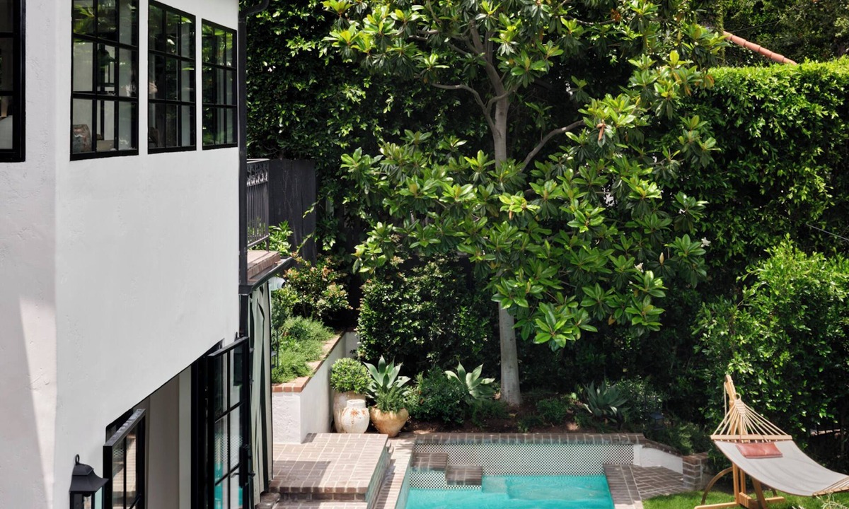 West Hollywood House | Luxury Hollywood Hills Villa - 30 Day Minimum Stay