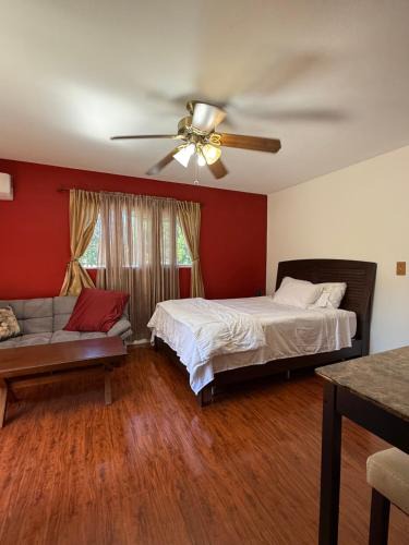 Woodland Hills House | Luxury king studio 20 min to Malibu beaches