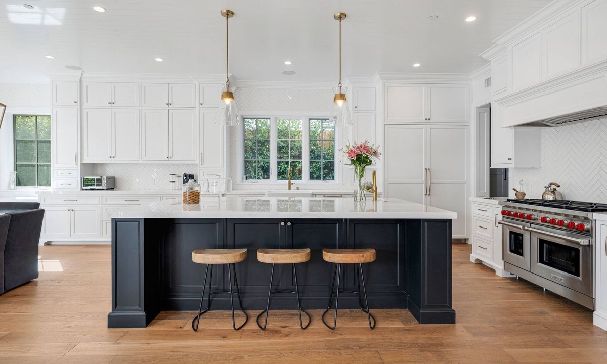 Pacific Palisades House | Luxury Palisades Home w/ Movie Room, Outdoor Climbing Frame, Pool & Spa