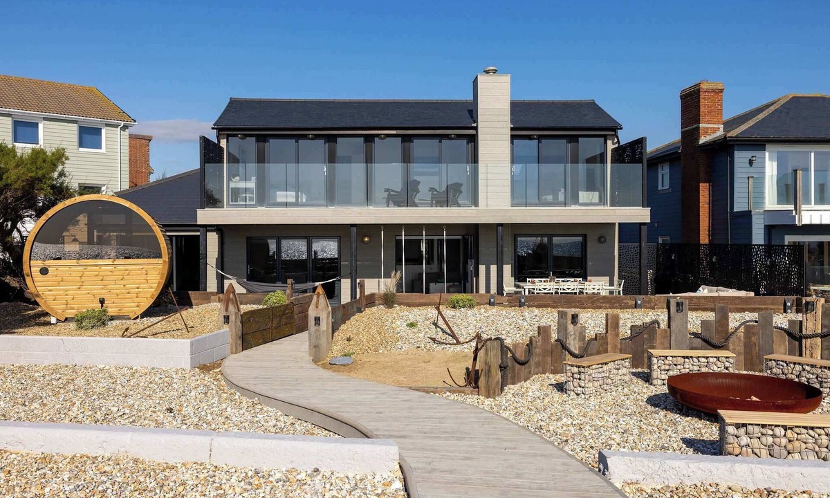 Wittering House | Luxury Seaside Retreat with Indoor Pool & Sauna