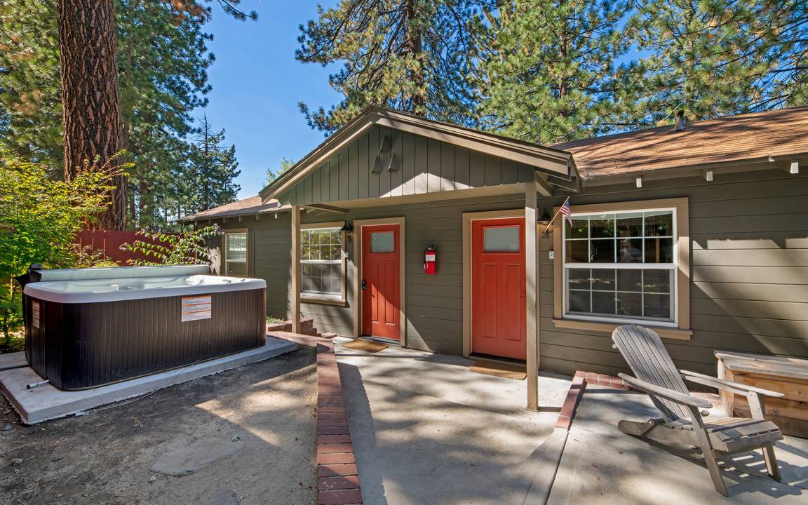 Lakeside Park House | Maisonette ∙ 5 bedrooms ∙ 20 guests