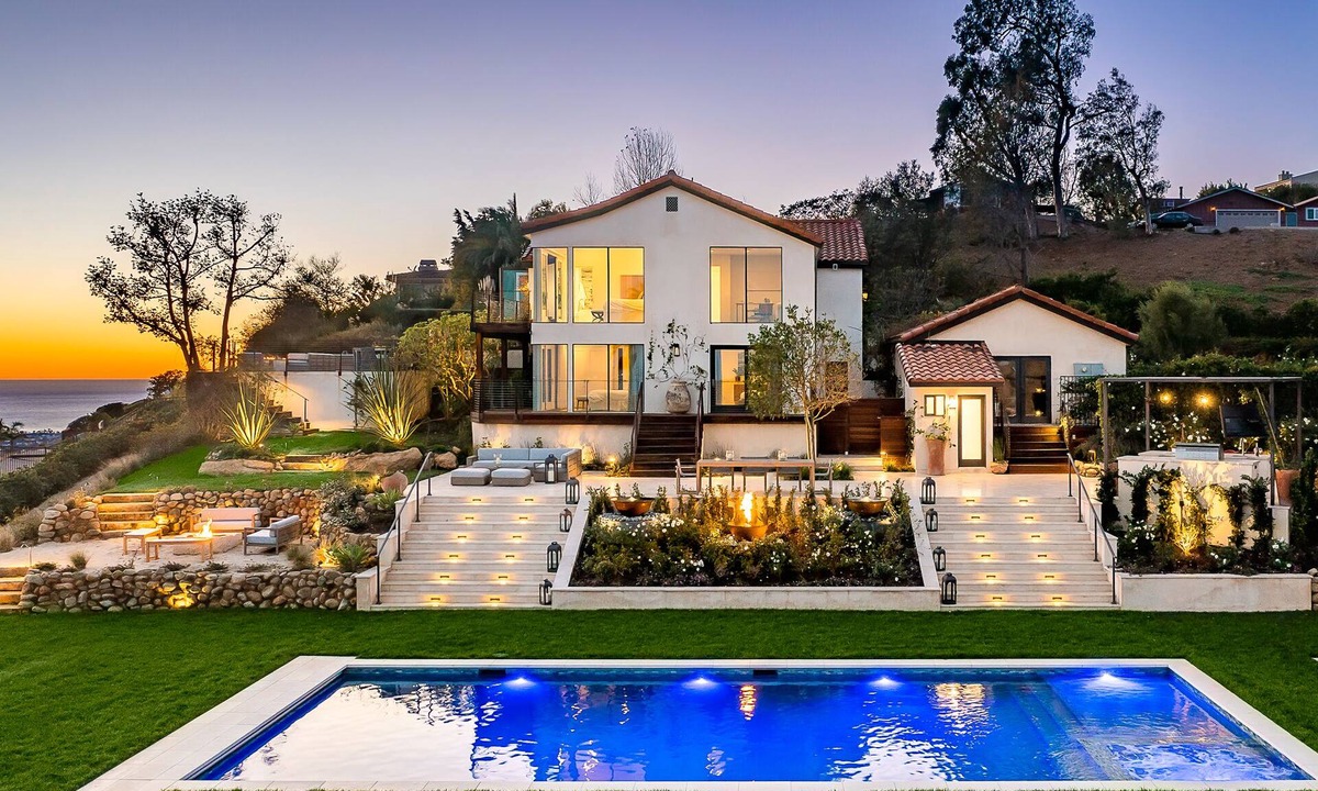 Pacifica | Central Malibu