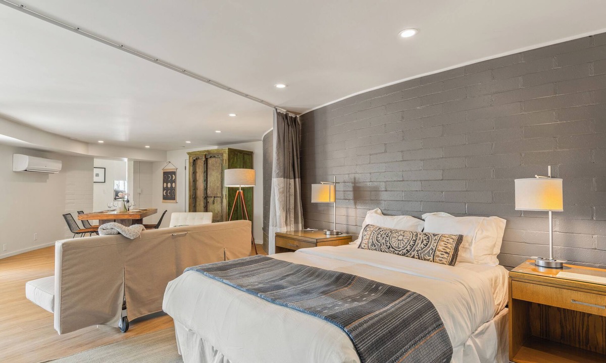 Malibu House | Malibu Hills Studio w/Mountain Views + Near beaches | Cielo Nook by AvantStay