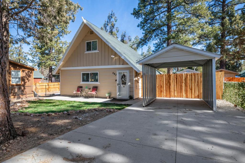 Sugarloaf House | Maple Lane Lodge