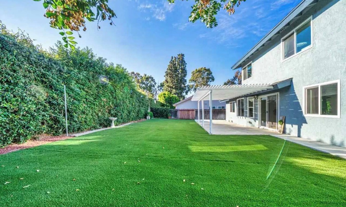 Fullerton House | @ Marbella Lane – Modern Home w/Private Backyard