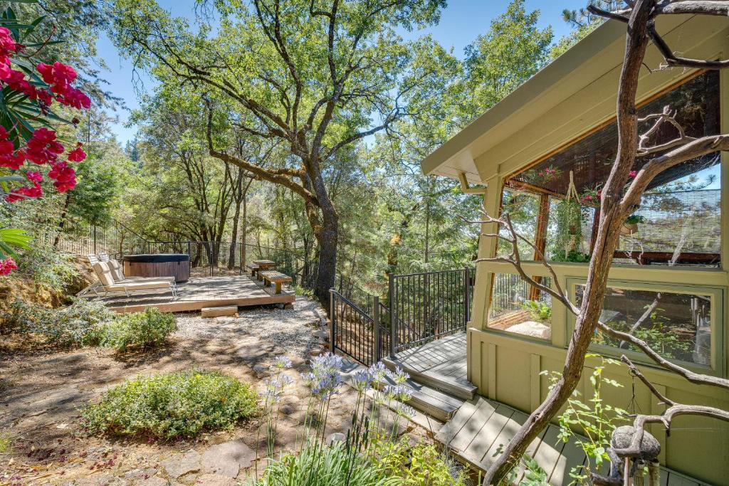 Auburn House | Meadow Vista Mountain Escape with River Views!