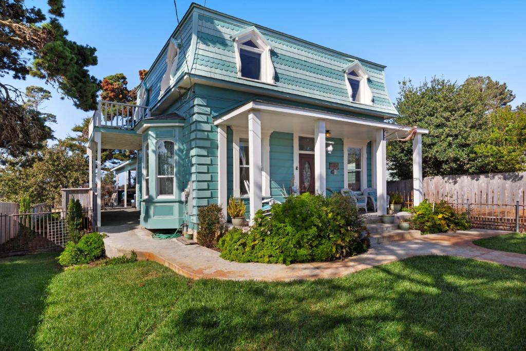 Cleone House | Mermaid Manor