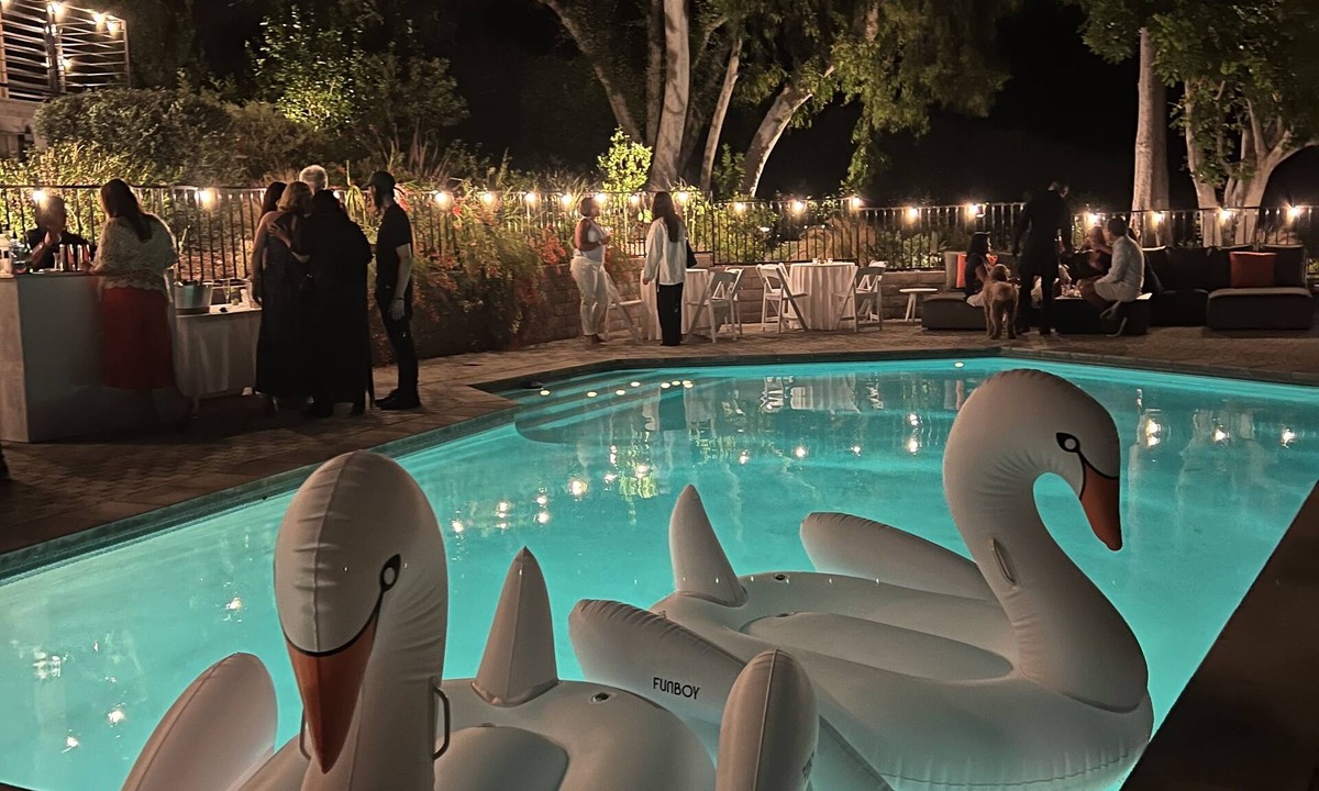 Altadena House | Mid Century Estate, Private Suite with Pool/Jacuzzi/Gym