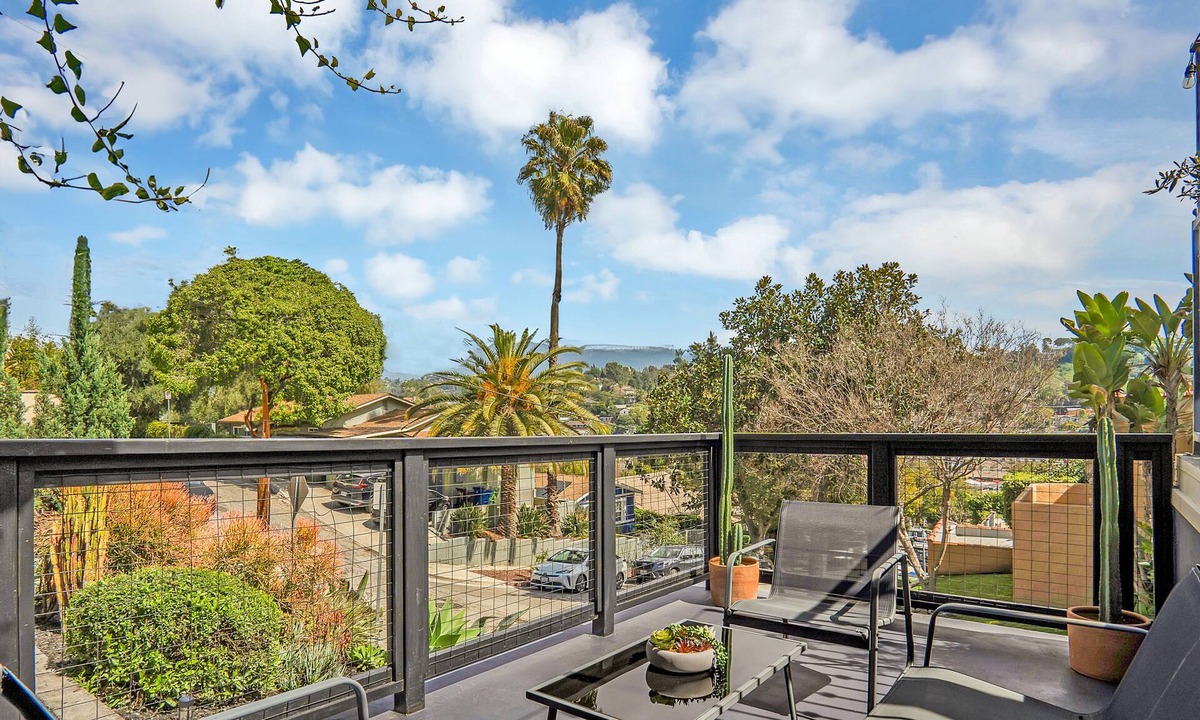 Eagle Rock House | Mid-Century Modern Craftsman Hillside Home