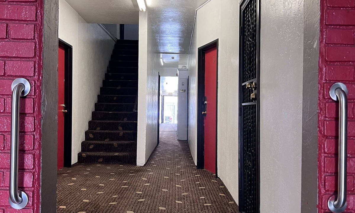 Bell Gardens Hotel | Miller Hotel