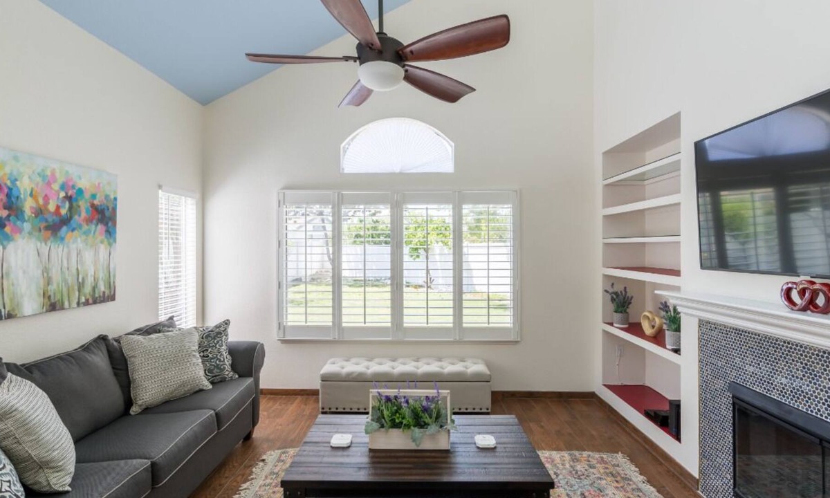 Loma Linda House | Minutes away from Loma Linda Hospital/University & Redlands!