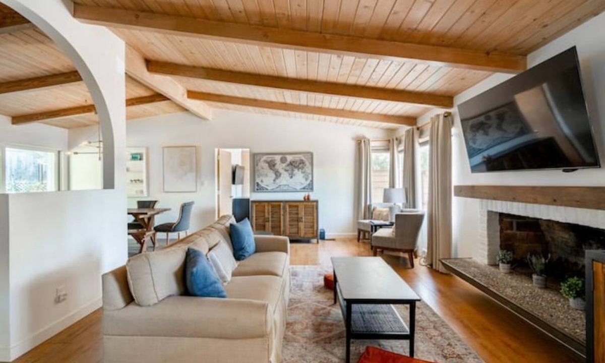 Mission Canyon House | Mission Canyon Oak Haven