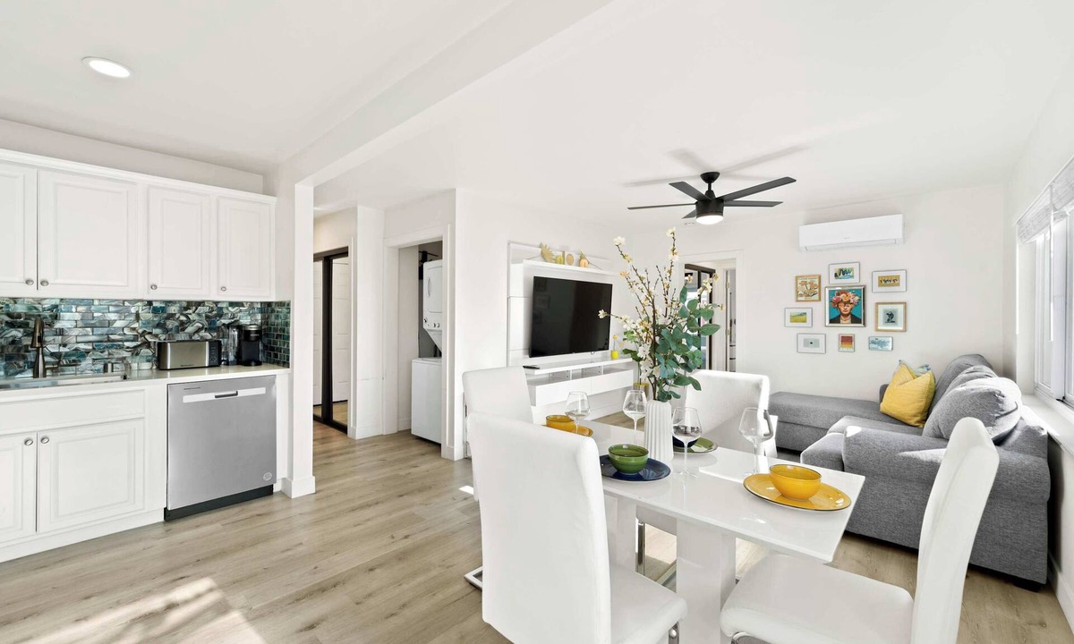 North Park Apartment | Modern 1BR w/Roof Deck Access | Prime North Park
