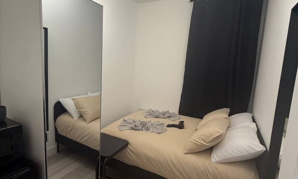 Balham Apartment | Modern room in Balham