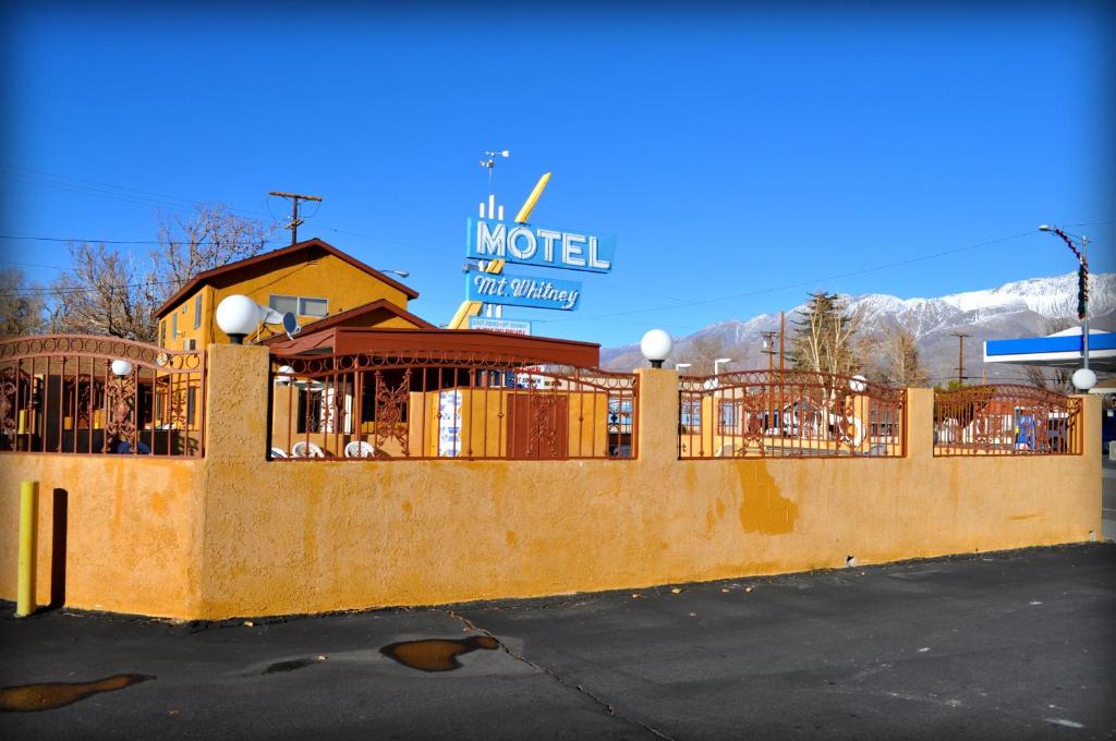 Lone Pine Hotel | Mount Whitney Motel
