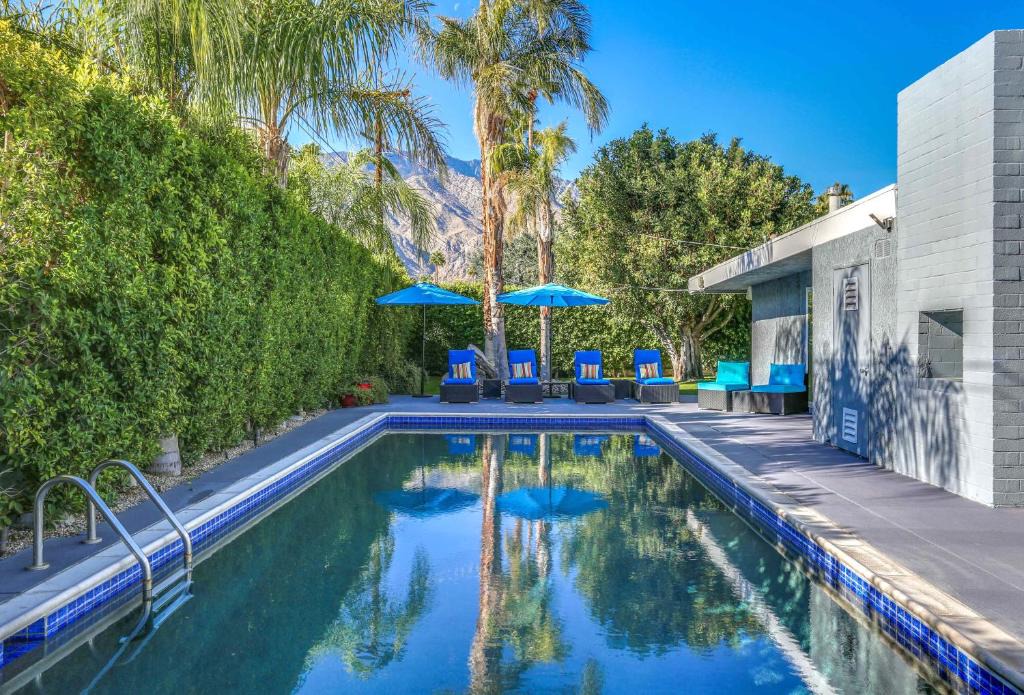 Palm Springs House | Movie Colony Villa